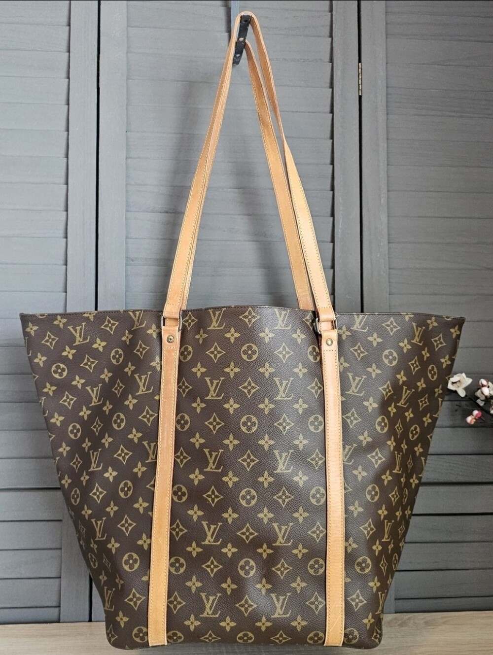 Authentic LOUIS VUITTON Monogram Sac Shopping GM